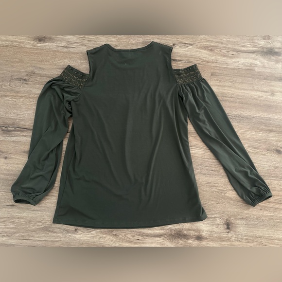 Cold-Shoulder Knit Top in Dark Green Michael Kors size M Medium - Picture 2 of 5